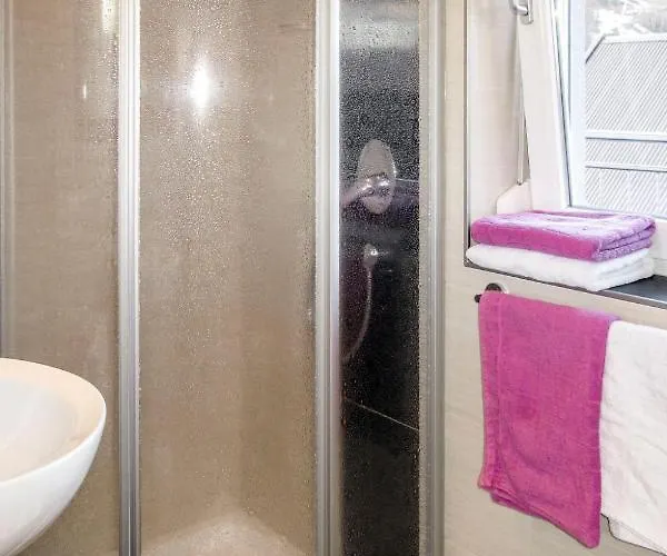 Diamant By Interhome *